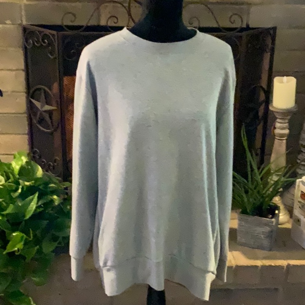 Nike women gray size L sweatshirt without fleece. No flaws like new